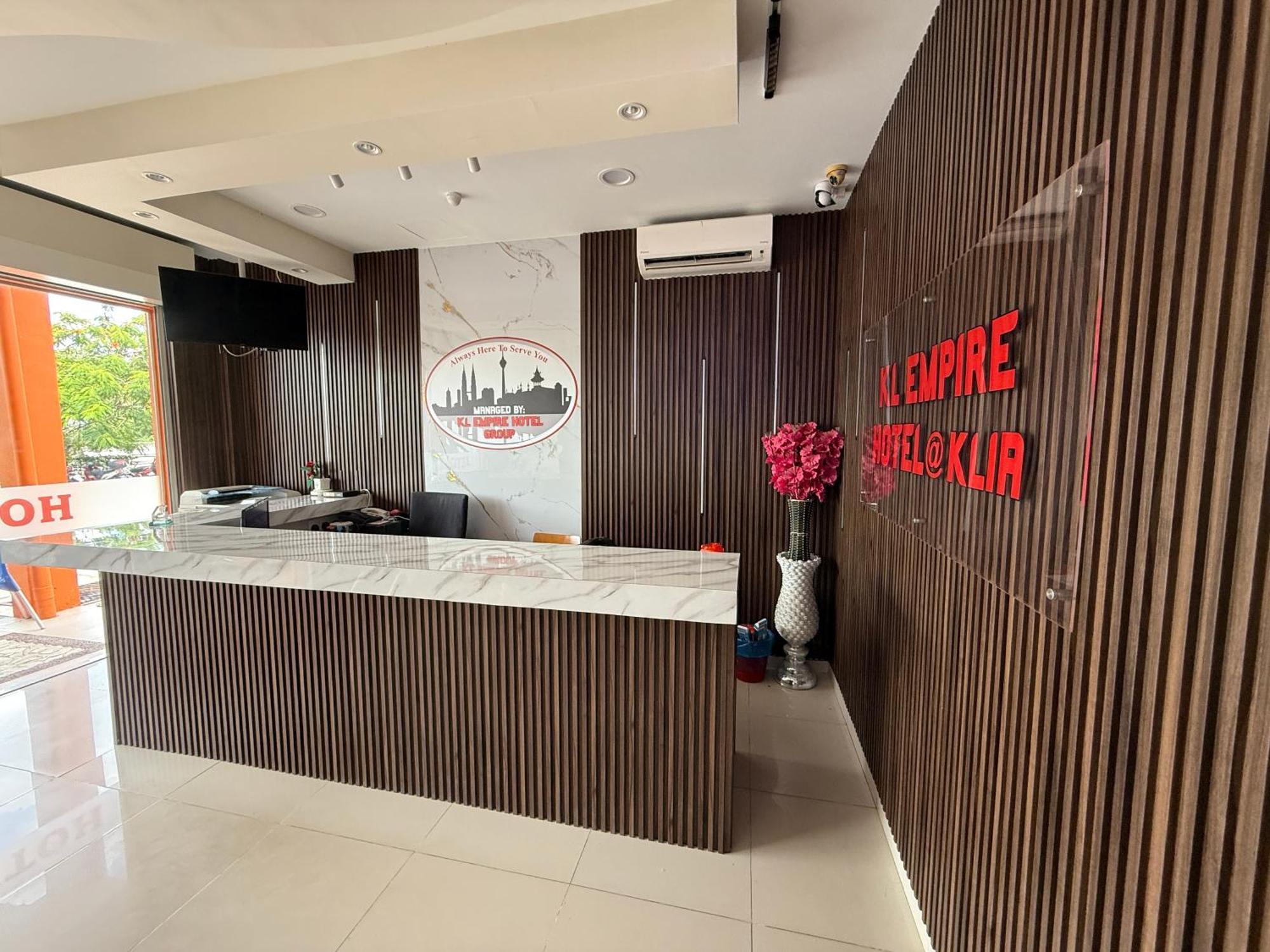 Kl Empire Hotel Klia, Formerly Known As Adiff Palace Klia Sepang Exterior foto